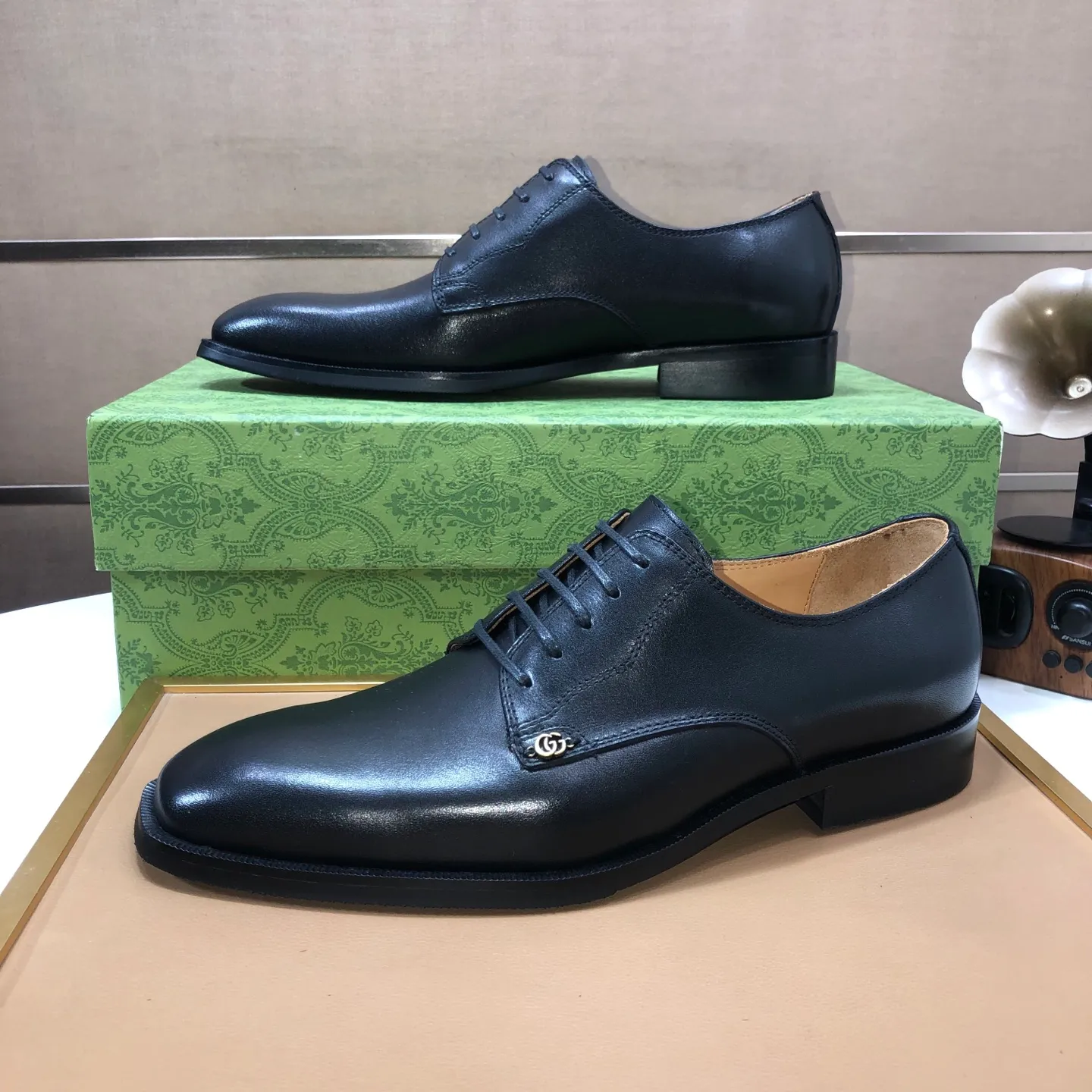 Men's shoes 💰580💰[GUCCI—Gucci] The latest high-end version of Gucci. Official website new model. Available at the same time at counters, the uppers are made of original cowhide imported from Italy/matched with the original special material splicing design concept; "highlight, high-end, grade, extravagance" and exquisite workmanship (original mesh fabric) sole: original factory special outsole size (38-45) (custom-made 45 non-returnable)